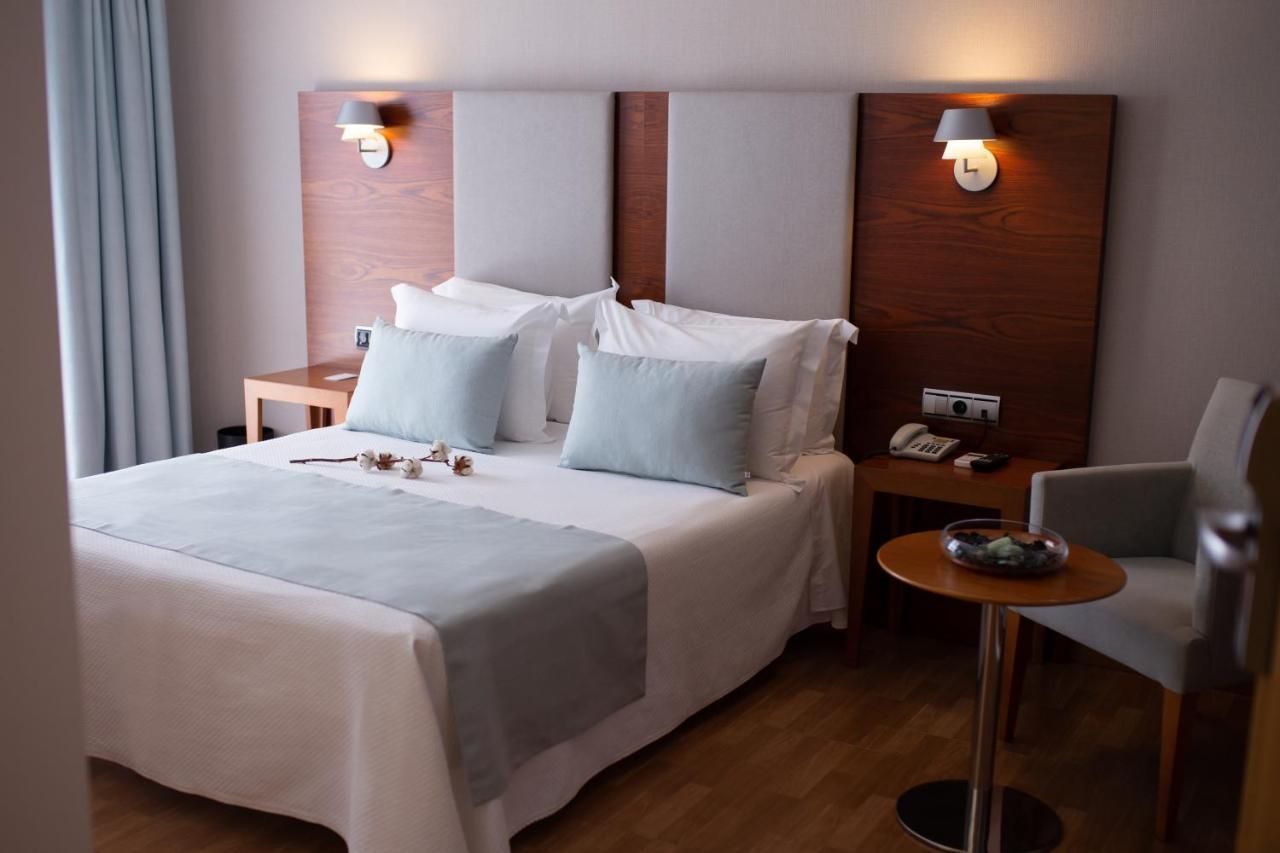 Hotel El Trebol カルボネラス エクステリア 写真