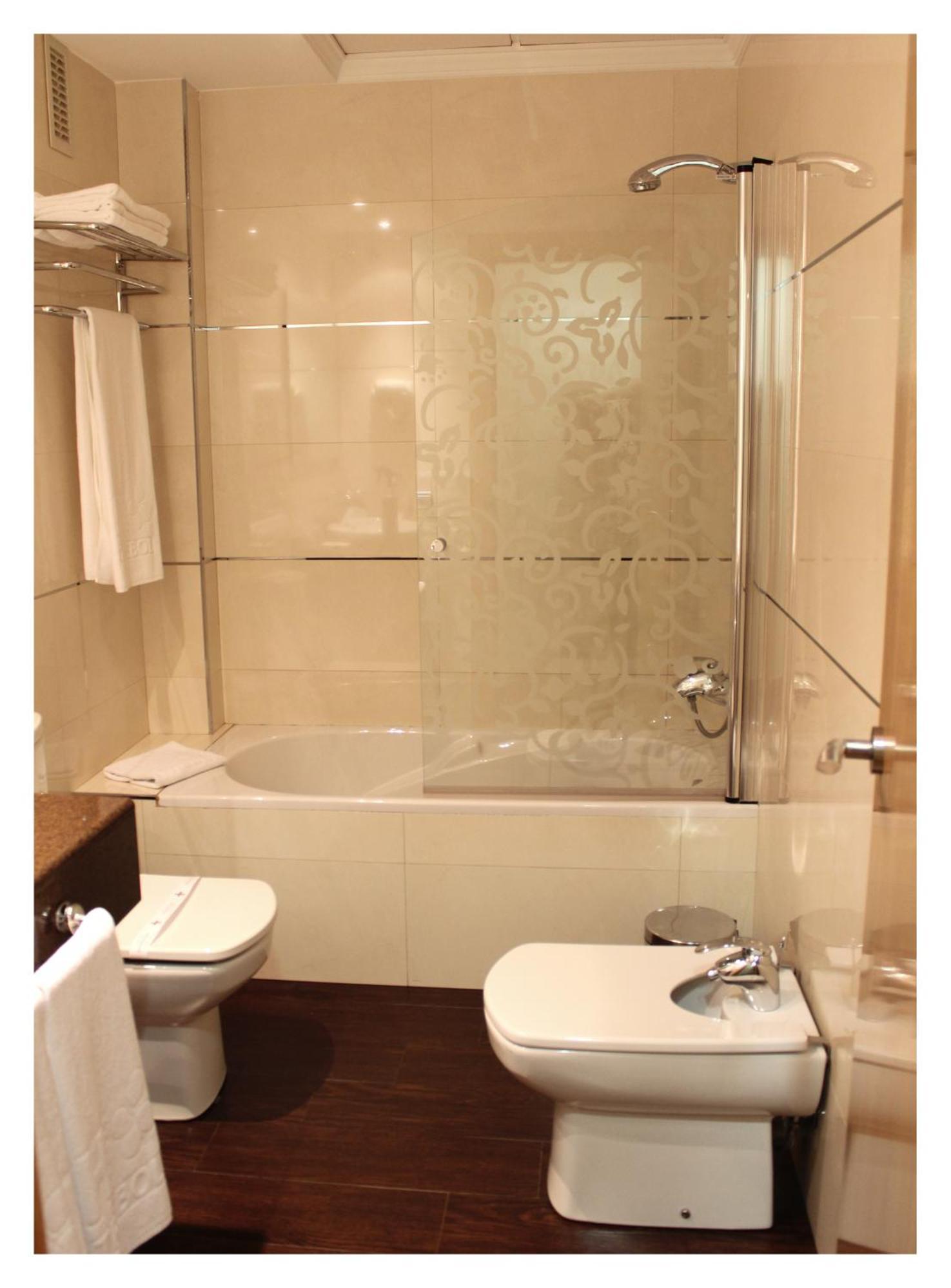 Hotel El Trebol カルボネラス 部屋 写真